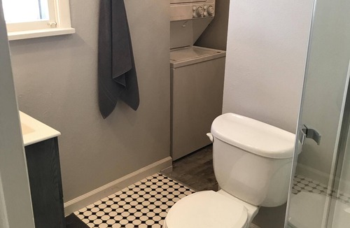 Louisville House | Old Town Louisville! Dogs welcome with approval!