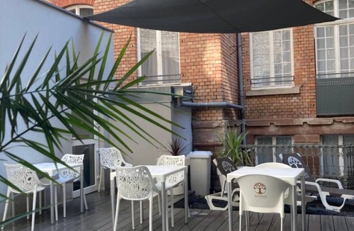 Contades Hotel | One Room w/Double Bed | Near Strasbourg Museum of Fine Arts