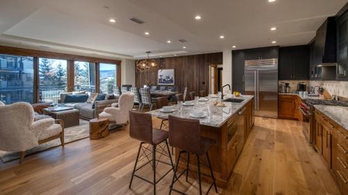 Steamboat Springs Apartment | One Steamboat Place #408 Horsetooth Mountain