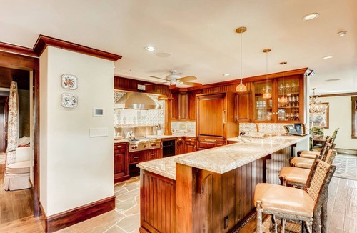 Vail Condo | One Willow Bridge Road, Vail Village, Hot Tub, Pool, Concierge, Gorsuch (Gondola 1) Ski Storage