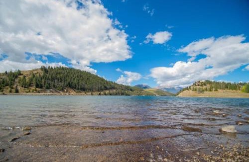 Summit Cove House | Only Minutes from Skiing shopping &Fun-Come Relax