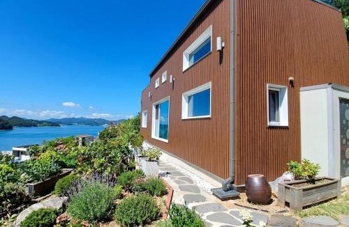 Kamdo House | Orchard 123 Private Pension