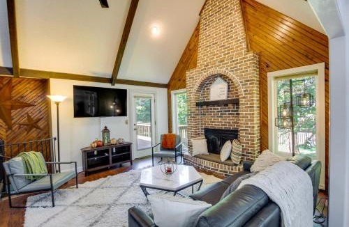 Overland Park House | Overland Park Home w/Fenced-In Yard & Gas Grill!