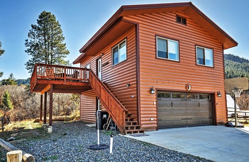 Pagosa Springs Apartment | Pagosa Springs Escape w/Deck, Hot Tub & Grill!
