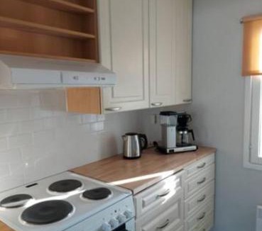 Nivala Apartment | Pajala, talo aavan reunalla