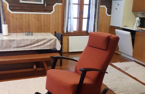 Lapinlahti Ski Chalet | Palokärki Schwarzspecht, house and lakeside sauna in the countryside