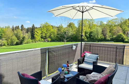 Deggenhausertal Apartment | Panoramic View Holiday Apartment