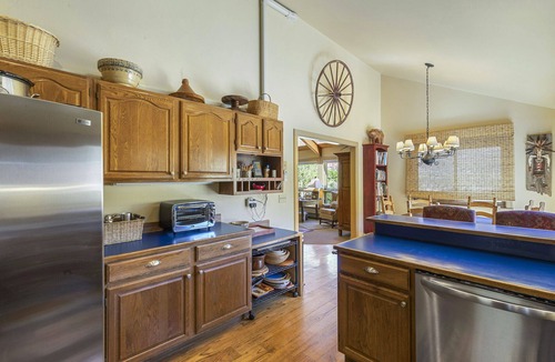Idlewild Estates House | Panoramic Views | Huge Deck | Fireplace | A/C | STR2025-066