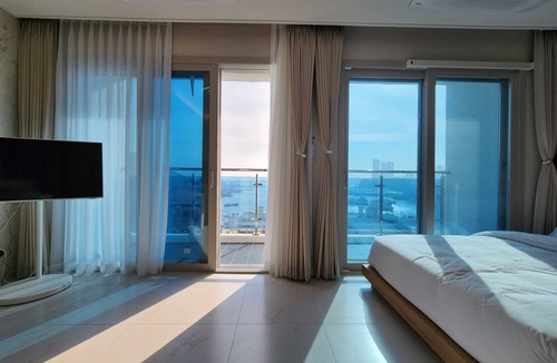 Nampo-dong Hotel | Parami On