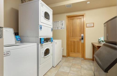 Mountain House Condo | Partial Mountain View |Heated Garage Parking |Indoor Pool |Hot Tub |Fitness Room |Ski Locker