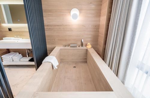 Nonhyeon-dong Hotel | Patio 7