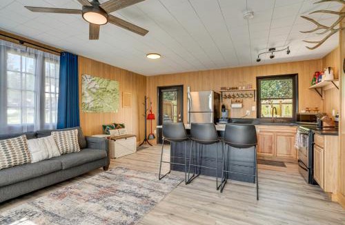 Bailey House | Patio & Hot Tub: Cozy Cabin Retreat in Bailey!
