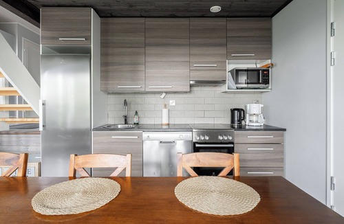 Muurame Apartment | Peaceful 2BR Getaway Cabin at Riihivuori