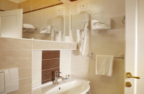 Kosire Hotel | Pension Kern