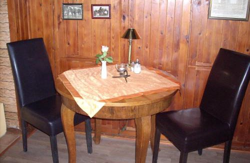 Gagern House | Pension & Restaurant "Alte Schule"