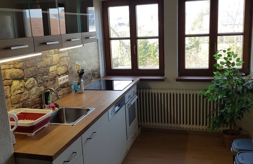 Ravensburg Bed & Breakfast | Pension- Rose + Monteueruntekunft mit 2 Gemeinschafts-küchen im Bodenseegebiet