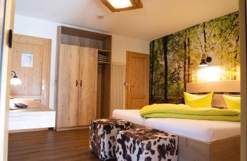 Lenzkirch House | Pension Waldwinkel