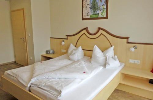 Thening House | Pension Weiß
