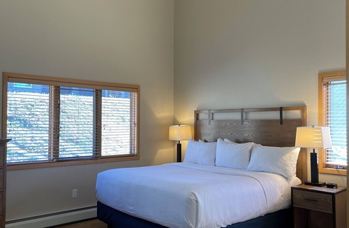Woodmoor Resort | Penthouse Condo with Incredible Views of Breckenridge Ski Area