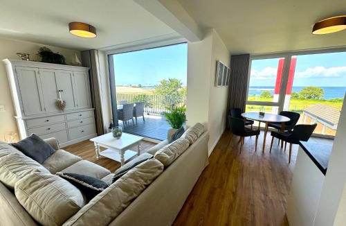 Marienleuchte Apartment | Penthouse Seeblick am Leuchtturm