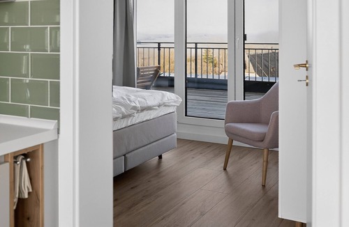 Pellworm Apartment | Penthouse 'Smilla' with Sea View and Wi-Fi