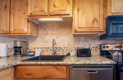 Winter Park Condo | Perfect 2 bedroom mountain getaway - modern furnishing!