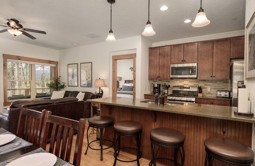 Rendezvous House | Perfect Family Getaway in Rendezvous. Free Shuttle. Hot Tub. Walk to Downtown WP
