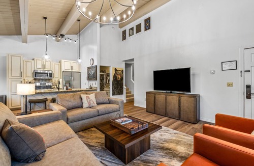 Steamboat Springs Condo | Phoenix 118 4 Bedroom Townhouse by RedAwning