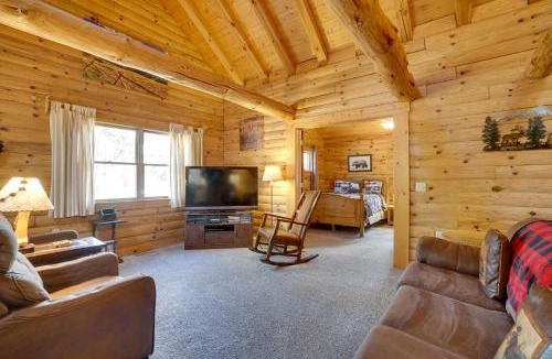 Carriage Hills House | Picturesque Log Cabin in Estes Park: 9 Mi. to RMNP