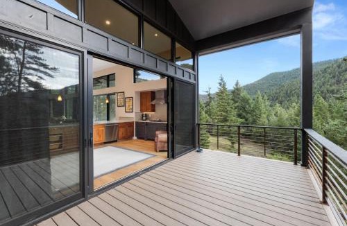 Jamestown House | Pineview Panorama Luxe Retreat 20 Mins to Boulder