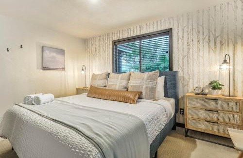Colorado Springs House | Pinewood Meadow & Scenic Hot Tub & BBQ & Outdoors