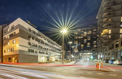 Erdberg Hotel | PLAZA INN Wien Gasometer