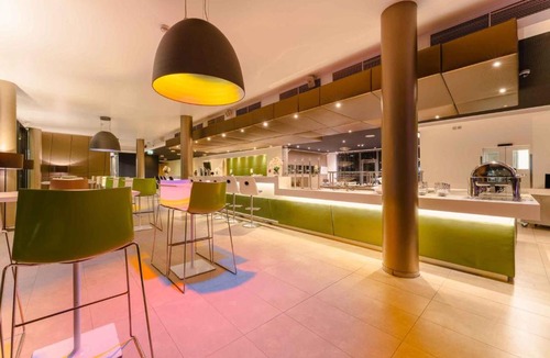 Erdberg Hotel | PLAZA INN Wien Gasometer