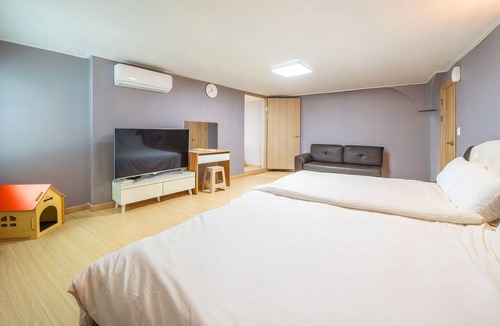 Pocheon House | Pocheo Welcome Paw and Meow Pet Pension