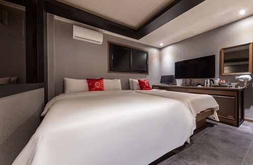 Pocheon Hotel | Pocheon Valt Hotel