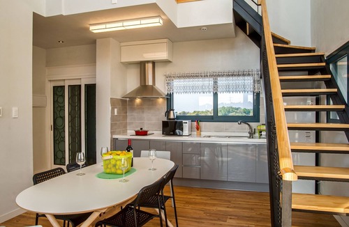 Hallim House | Poema Stay