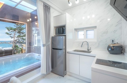 Pohang House | Pohang Playbeach Poolvilla