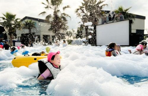 Jocheon Resort | Pool and Villa Sorang