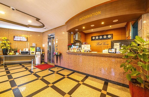 Sokcho Hotel | Port View