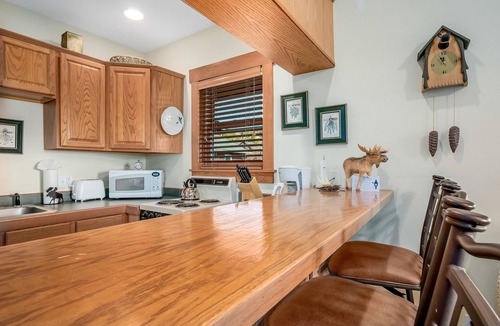 Estes Park Condo | Powell Peak 104 1 Bedroom Condo by RedAwning