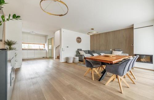 Prague 6 Villa | Prague Airport Luxury Vila