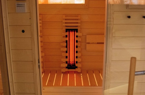Veleslavin Apartment | Prague Sauna studio with FREE SAUNA, WiFi, AC, BREAKFAST