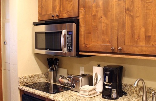 Breckenridge Cabin | Premier 5 Star Breckenridge Resort at the base of Peak 7!