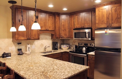Breckenridge Cabin | Premier 5 Star Breckenridge Resort at the base of Peak 7!