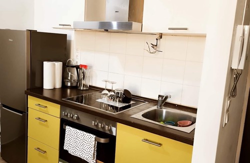 Erdberg Condo | Pretty Apartment Next to Metro U3