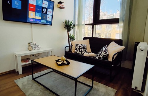 Erdberg Condo | Pretty Apartment Next to Metro U3