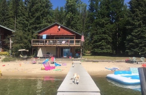 Priest River House | Priest Lake BEACHFRONT with 2-slip dock