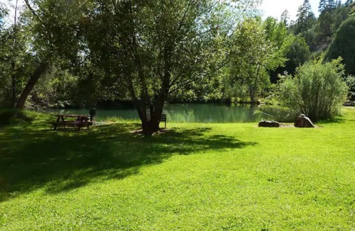 Hermosa House | Privacy-YES! Animas Valley gem sleeps 11 on 5 acres with Creek/Pond/Natl Forest!