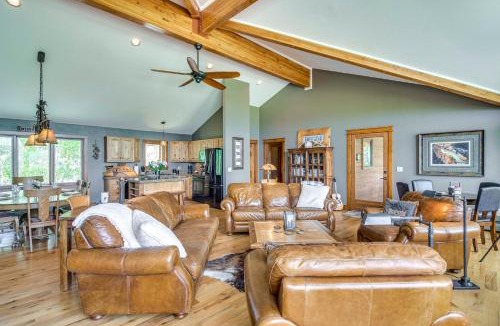 Indian Mountain House | Private 5 Acres w/Mtn Views: Park County Cabin!