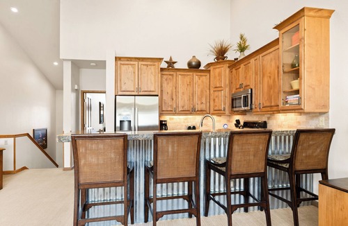 Peak 9 House | Private Hot Tub & Garage, Near Main St/Peak 9